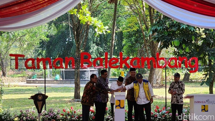 Wapres Maruf Amin meresmikan revitalisasi Taman Balekambang Solo