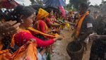 Warna-warni Suku Tiwa India Rayakan Festival Wanchuwa