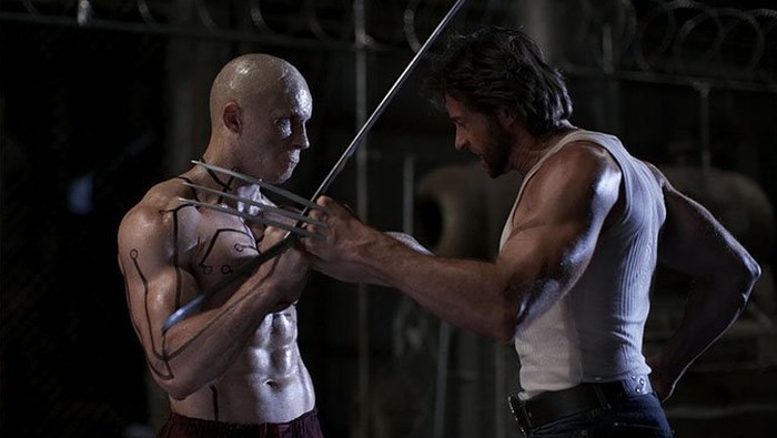 Cuplikan adegan Ryan Reynolds dan Hugh Jackman di X-Men Origins: Wolverine.