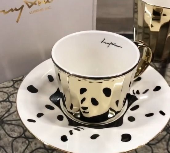 Ada Rekor Minum Kopi Tercepat hingga Cangkir Kopi Tercantik di Dunia