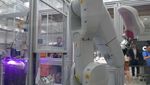 Canggih! Lengan Robot Ini Bikin Sepatu Maraton dalam Waktu Tiga Menit