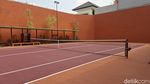 Keren! Ada Kafe Pertama dengan Lapangan Tenis di Jakarta