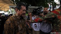 Menteri Kelautan dan Perikanan (KKP) Sakti Wahyu Trenggono usai menjalani pemeriksaan di Gedung Merah Putih Komisi Pemberantasan Korupsi (KPK), Rasuna Said, Jakarta, Jumat (26/7/2024).