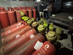 Polisi Gerebek Gudang di Denpasar, Diduga Jadi Tempat Oplos LPG