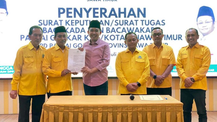 Gus Fawait menerima rekomendasi maju Pilbup Jember dari Golkar Jatim.