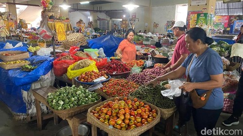 Harga cabai di Karangasem naik mencapai Rp 80.000 per kg, Jumat (26/7/2024).