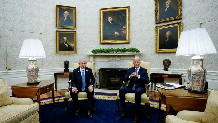 ISRAEL-PALESTINIANS/USA-NETANYAHU-BIDEN U.S. President Joe Biden meets with Israeli Prime Minister Benjamin Netanyahu in the Oval Office at the White House in Washington, U.S., July 25, 2024. REUTERS/Elizabeth Frantz