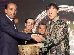 Golden Visa Diberikan Jokowi Untuk STY, Netizen Gembira