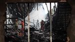Gudang ATK di Surabaya Hangus Terbakar