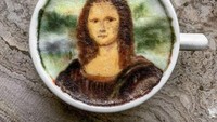 Dibagikan oleh seniman latte art Barista Brian, siapa sangka lukisan ikonik Mona Lisa bisa dibuat ulang di atas cangkir kopi. Foto: Site/Pool