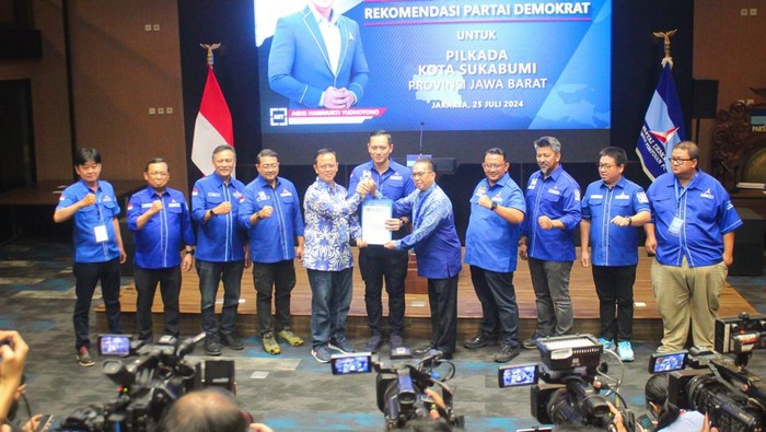 Mochamad Muraz dan Andri Hamami resmi diusung DPP Demokrat dalam Pilkada 2024 mendatang untuk Kota Sukabumi.