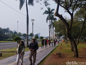 Warga Ingin Monas Buka sampai Malam, Rindu Pertunjukan Air Mancur Menari