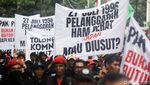 Peringatan Kerusuhan 27 Juli, Massa Jalan Kaki dari DPP PDIP ke Komnas HAM