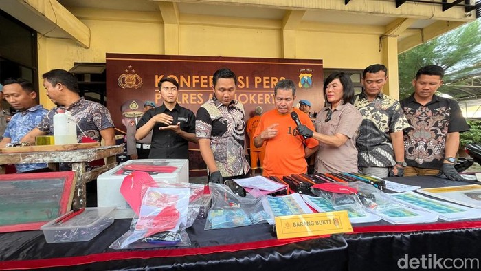 Polres Mojokerto ungkap produksi uang palsu pecahan Rp 50 ribu