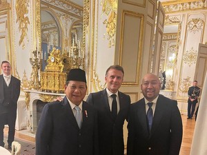 Prabowo Unggah Foto Bareng Macron: Un Grand Merci a Monsieur le President