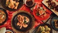 Cocok untuk mengadakan acara pesta dengan undangan yang banyak, West Lake Restaurant di China punya ruangan yang luas. Restorannya bisa menampung 5.000 tamu dalam satu waktu. Foto: Discovery UK