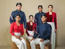 Kostum Defile Garuda di Olimpiade Paris