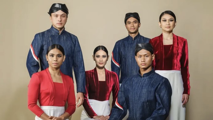 Seragam Tim RI Defile Pembukaan Olimpiade 2024 di Paris