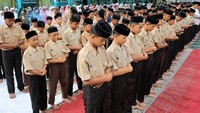 Mereka berharap agar kekeringan dan krisis air bersih akibat musim kemarau segera berakhir.