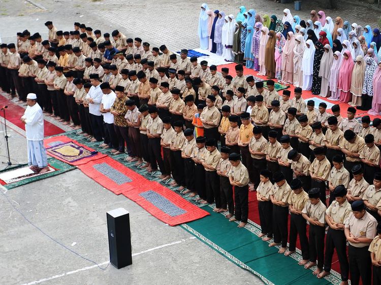 Musim Kemarau, Siswa Sekolah di Aceh Salat Minta Hujan