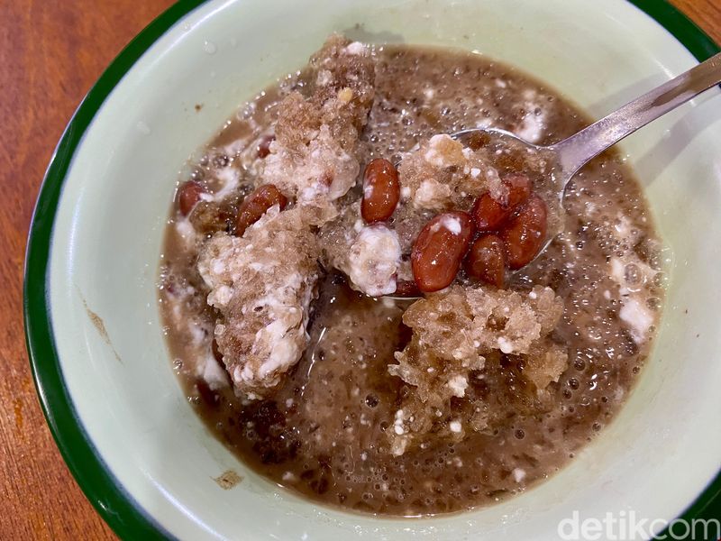 Slurpp! Mie Celor Palembang Berkaldu Udang Legit di Melawai Plaza