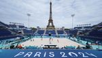 Stadion Menara Eiffel Pukau Para Atlet Voli Pantai Olimpiade