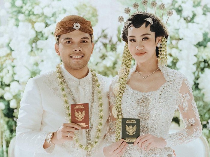 Thariq Halilintar dan Aaliyah Massaid.