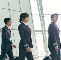 Untuk mendalami perannya di film Pilot, Jo Jung Suk rela menjalani diet ketat hingga menurunkan berat badan sebanyak 7 kg. Foto: Lotte Cultureworks