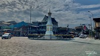 Tugu Jogja atau Tugu Pal Putih.