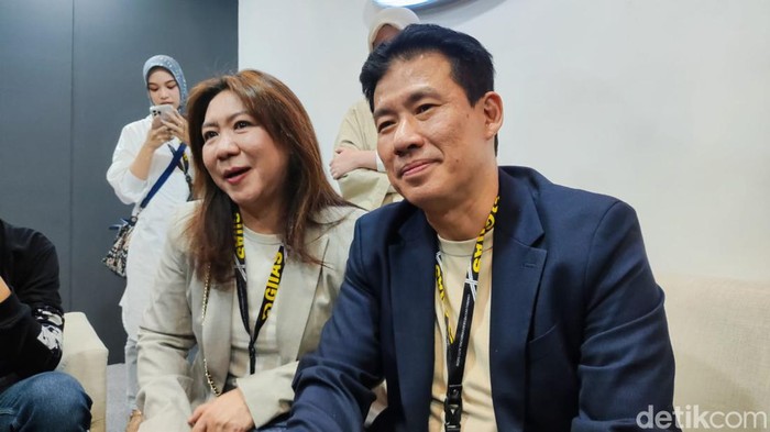 Alan Budikusuma dan Susi Susanti.