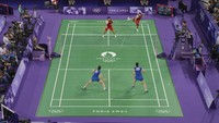 Bertanding di La Chapelle Arena, Sabtu (277/2024), Apri/Fadia meraih dua poin beruntun di awal gim. Sempat disela oleh Matsumoto/Nagahara, pasangan Indonesia mendapat poin beruntun dari pukulan lawan yang keluar hingga kedudukan menjadi 4-1. Pertandingan berjalan ketat, skornya imbang 6-6. AP/Kin Cheung
