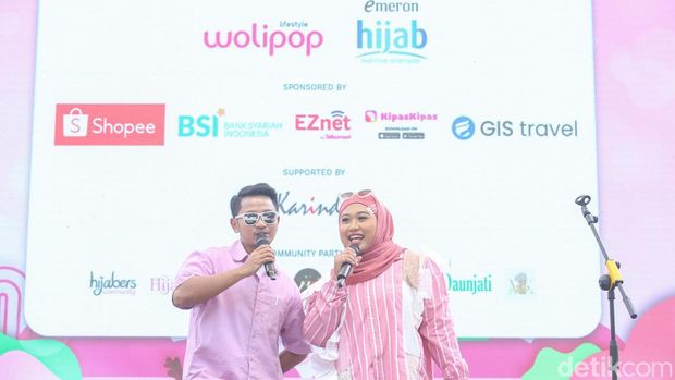 Audisi Emeron Hijab Hunt 2024 Jabodetabek Peserta menampilkan bakatnya di depan juri saat mengikuti audisi Emeron Hijab Hunt 2024 di Bekasi, Sabtu (27/7/2024).