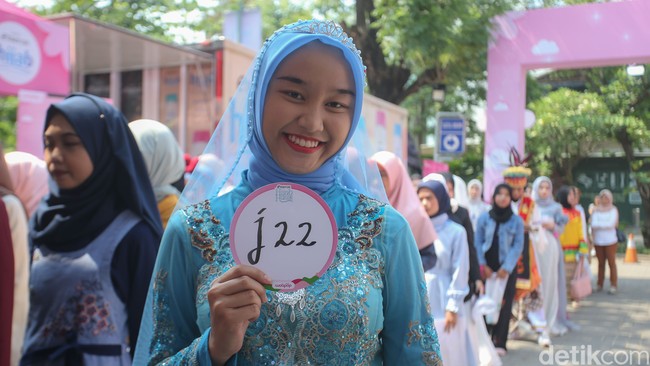 Acara ini didukung oleh Emeron Hijab Shampoo, Shopee Indonesia, Bank Syariah Indonesia, Social Media KipasKipas, EZnet by Telkomsel Internet Mudah Murah Untuk Seisi Rumah dan GIS Travel Sahabat Umroh dan Haji Anda. Foto: Rifkianto Nugroho.