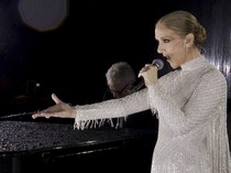 Konser Celine Dion Bikin Turis Ramai-ramai Serbu Paris