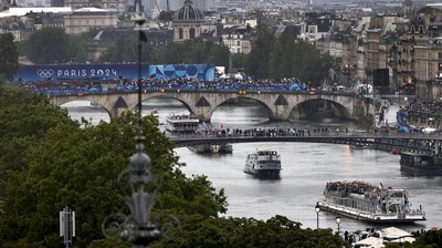 Defile Bersejarah Olimpiade Paris 2024