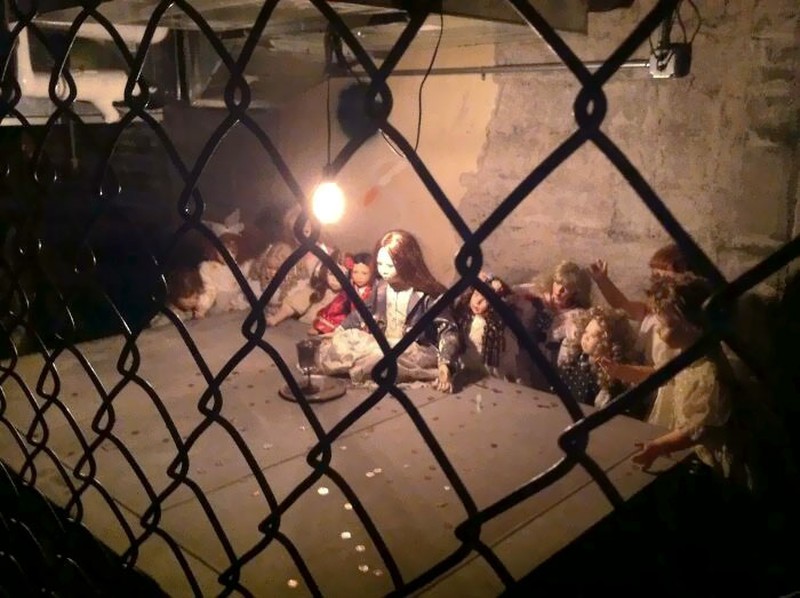 Foto Basement Mengerikan