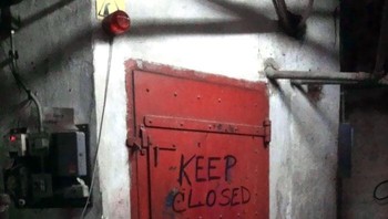 Kira-kira kamu tetap membukanya atau tidak? Foto: Reddit via Boredpanda