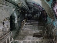 Foto Basement Mengerikan