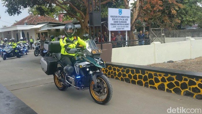 Kapolda Jatim Patroli Jarak Jauh Naik Motor ke Tulungagung-Pacitan