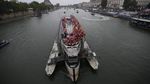 Meriah Parade Atlet Meski Pembukaan Olimpiade Paris Diguyur Hujan Deras