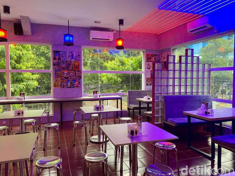 Nongkrong Seru Sambil Makan Ramen dan Gyu Tan Don di Izakaya