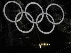 Opening Ceremony Olimpiade 2024: Dari Zidane, Minions, hingga Celine Dion