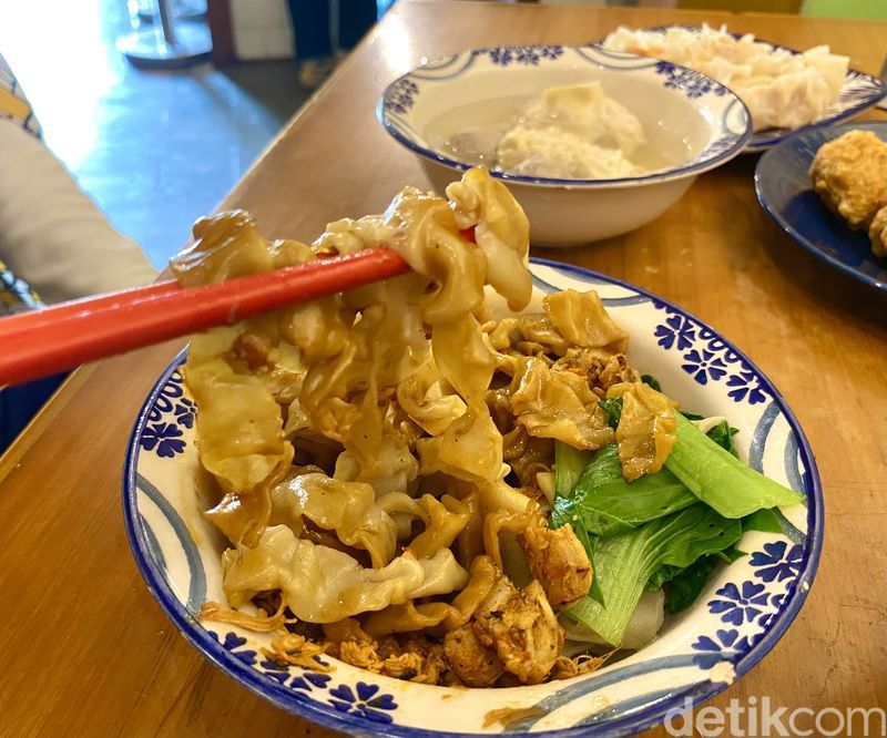 Siap-siap Antre! Ini 5 Bakmi Kekinian yang Lagi Diburu di Blok M