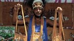 Suvenir Khas Papua, Lukisan Kulit Kayu dari Kampung Asei Besar