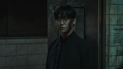 Transformasi Lee Do Hyun di Sweet Home Transformasi Lee Do Hyun di Sweet Home