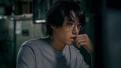 Transformasi Lee Do Hyun di Sweet Home Transformasi Lee Do Hyun di Sweet Home