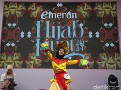 Norebang Hingga Ngobrol Bareng K.G.P.A.A. Mangkoenagoro X di Hijab Hunt Solo