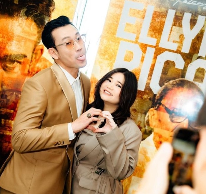 Denny Surmargo & Olivia Allan Denny Surmargo & Olivia Allan