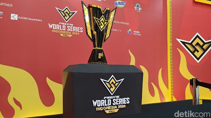 Jadwal grand final FFWS ID 2024 Fall segera digelar. Pertandingannya menjadi penentu, siapa tim Free Fire terbaik di Indonesia pada season fall.