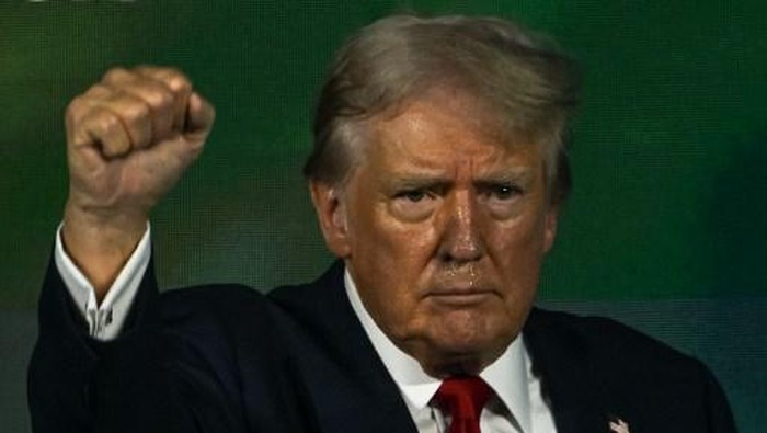 Pernyataan Trump Menimbulkan Kontroversi: Pertimbangan Ulang Peran Umat Kristen dalam Pemilu